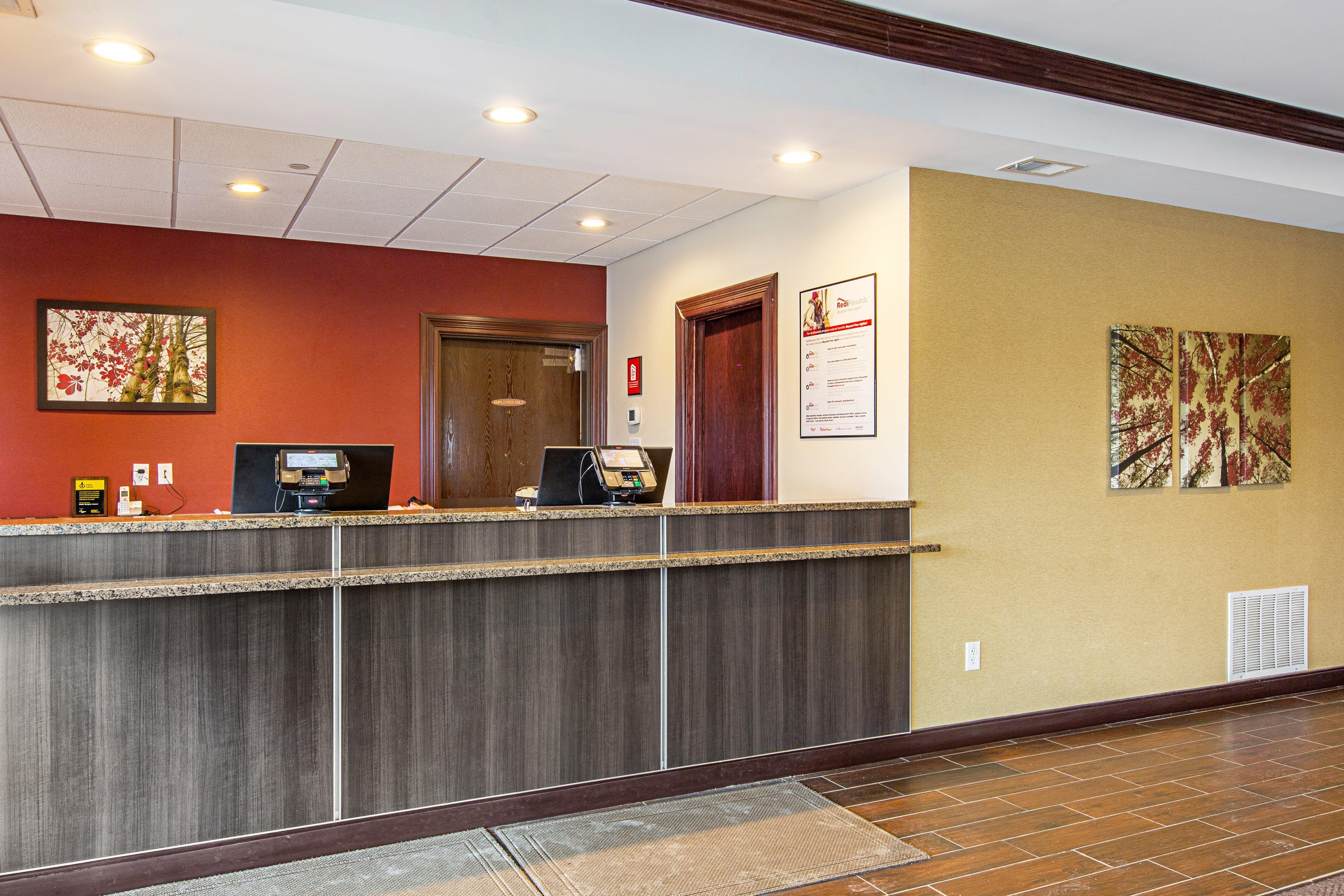 Red Roof Inn & Suites Omaha - Council Bluffs Extérieur photo