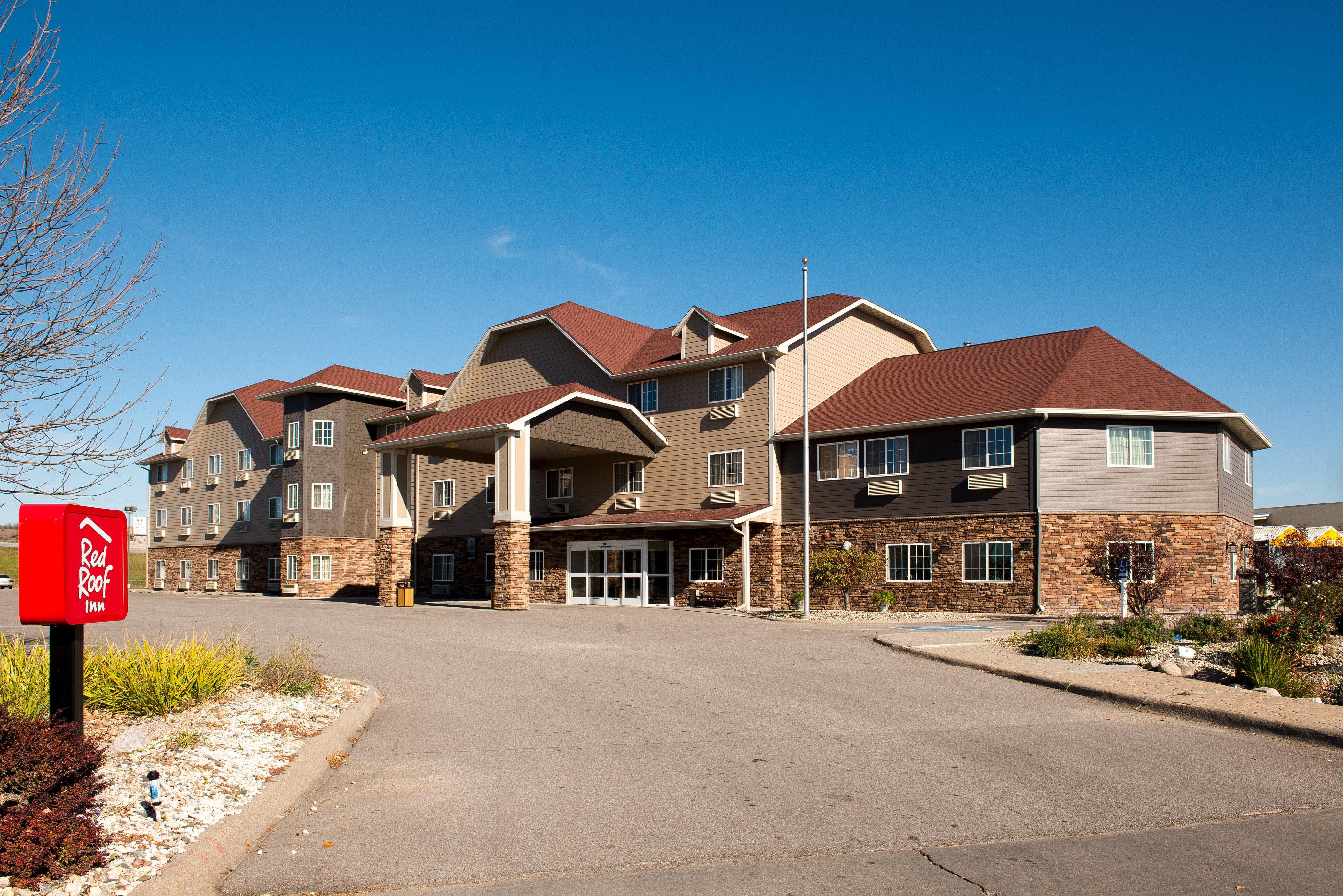 Red Roof Inn & Suites Omaha - Council Bluffs Extérieur photo