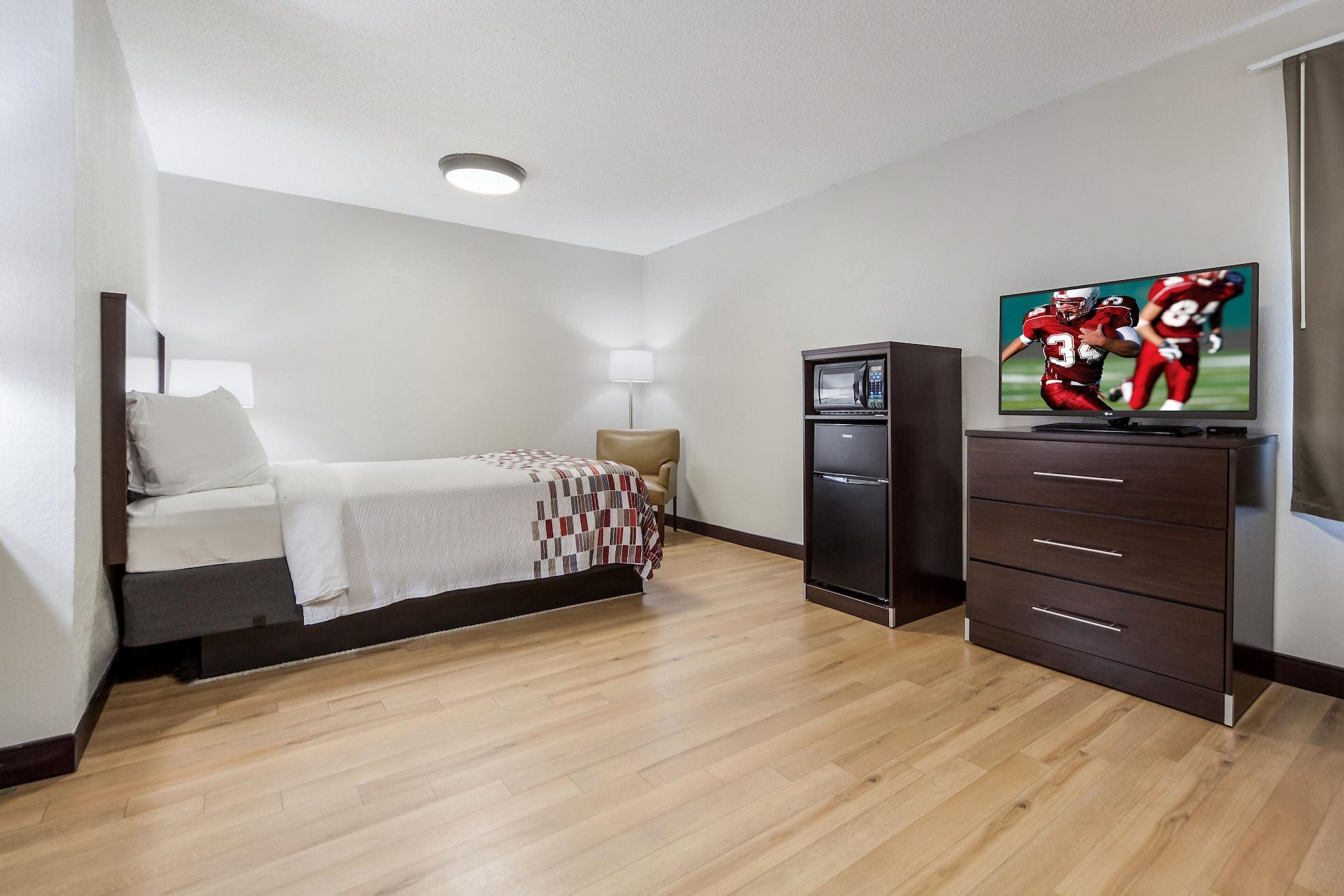 Red Roof Inn & Suites Omaha - Council Bluffs Extérieur photo